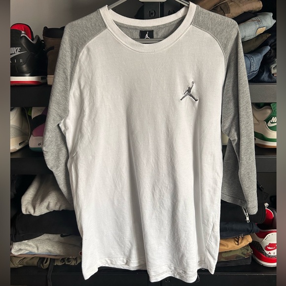 Jordan 3/4 sleeves size Large - Picture 1 of 3